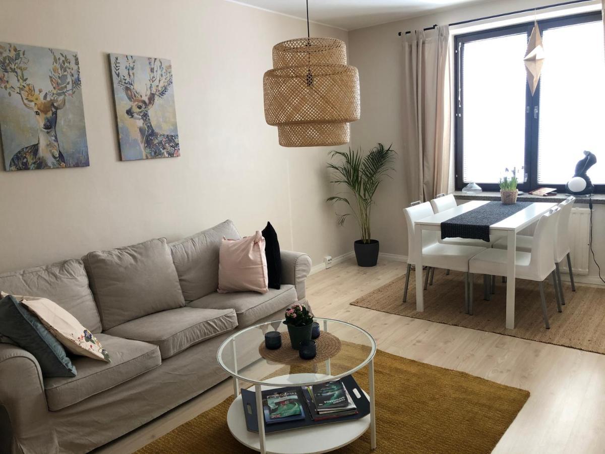 Kemi city center 2 room&kitchen Free private parking Buitenkant foto
