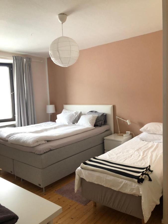 Kemi city center 2 room&kitchen Free private parking Buitenkant foto